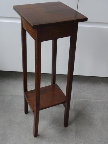 Houten plantentafel vintage bijzettafeltje zuil pilaar hout beschikbaar voor biedingen