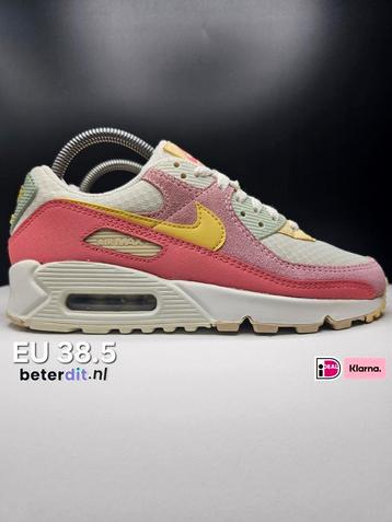 Nike Air Max 90 'Pink Salt Sea Glass'
Maat: 38.5  beschikbaar voor biedingen
