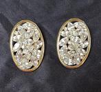 Prachtige ovalen bling bling oorclips ovaal 4 x 2,6 cm als n, Overige materialen, Verzenden, Nieuw, Knopjes of Stekers