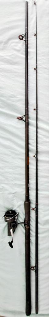 Oldskool Shakespeare glashengel met gratis Roddy molen, Watersport en Boten, Hengelsport | Algemeen, Gebruikt, Werphengel, Ophalen