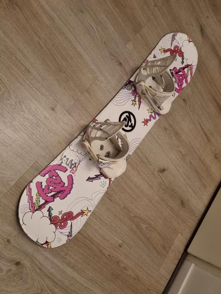 K2 LIL KANDY 110 SNOWBOARD + K2 LIL KAT BINDINGEN, Sport en Fitness, Snowboarden, Gebruikt, Board, Ophalen of Verzenden