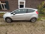 Ford Fiësta 1.4 71KW 3DR 2010 Grijs, Voorwielaandrijving, 31 €/maand, 4 cilinders, Handgeschakeld