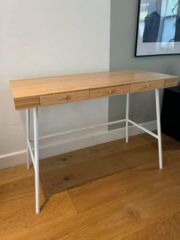 IKEA Lillasen Bureau 102x49 cm  beschikbaar voor biedingen