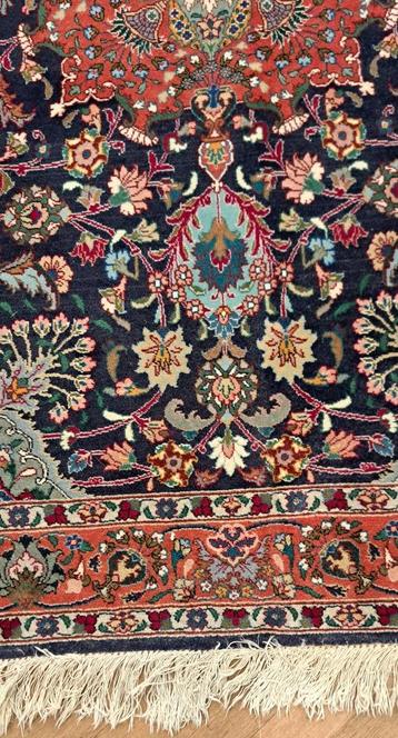 Handgemaakt Perzisch tapijt Tabriz beschikbaar voor biedingen