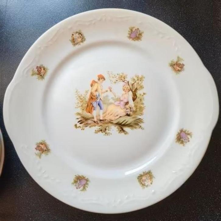 Gebakstel: 1 x taart bord ( Jarolina) plus taartbord, Huis en Inrichting, Keuken | Servies, Bord(en), Overige stijlen, Porselein
