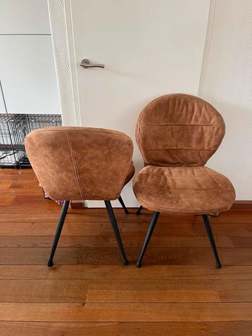 4 cognac leuke eetkamerstoelen beschikbaar voor biedingen