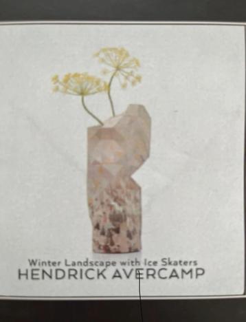 Tiny Miracle Paper Vase Cover beschikbaar voor biedingen