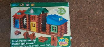 Houte herbouwd . beschikbaar voor biedingen