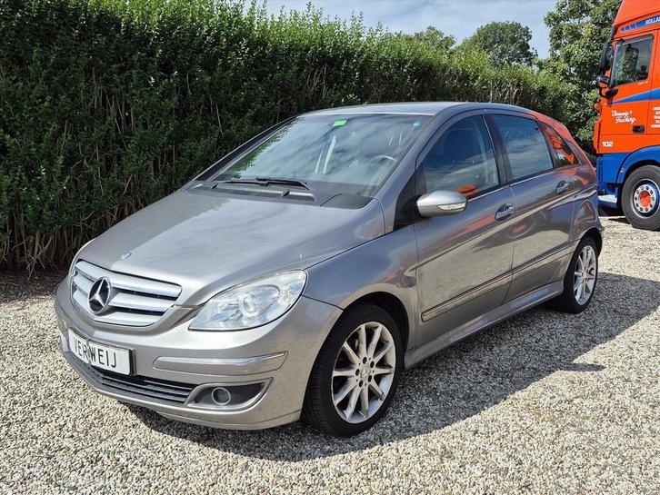 MERCEDES B-Klasse B180 5DRS | Airco | CV | Elek. Pakket | St, Auto's, Mercedes-Benz, Bedrijf, Te koop, B-Klasse, ABS, Airbags