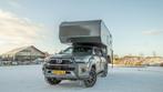Toyota Hilux 2.4 (MAAR 6000KM) & Outback Cruzer RV Afzetunit, Auto's, Automaat, Zwart, 4 cilinders, Bedrijf