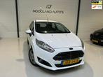 Ford Fiesta 1.0 EcoBoost Titanium Automaat 2015, Stof, Gebruikt, Zwart, Wit