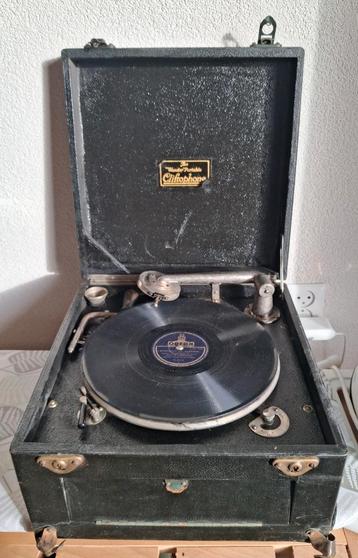 Antieke platenspeler The "Wonder" Portable Cliftophone beschikbaar voor biedingen