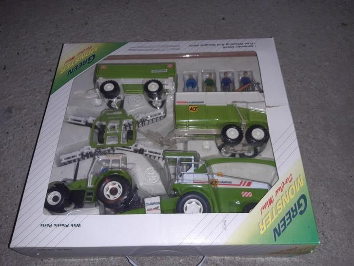 boerderijset met traktor en machines, Kinderen en Baby's, Speelgoed | Speelgoedvoertuigen, Zo goed als nieuw, Ophalen