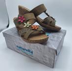 Slippers of sandalen nieuw maat 41, Nieuw, Naturella, Groen, Sandalen of Muiltjes