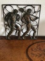 Art. Deco wandrecief van gegoten ijzer getiteld Ons Werk, Antiek en Kunst, Kunst | Etsen en Gravures, Ophalen of Verzenden