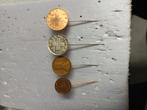 4 stuks munt speldjes, Verzamelen, Speldjes, Pins en Buttons, Ophalen of Verzenden, Zo goed als nieuw, Overige onderwerpen