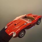 Ferrari 250 Tessa rossa rood 1/18, Eu, Eu, Ophalen of Verzenden, Zo goed als nieuw