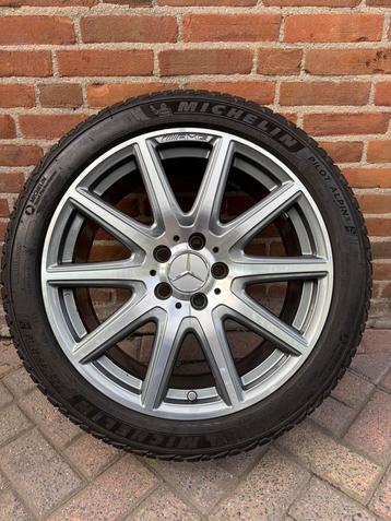 18 inch Mercedes A-klasse A45 AMG velgen met Michelin Winter beschikbaar voor biedingen