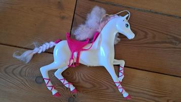 Barbie paard beschikbaar voor biedingen