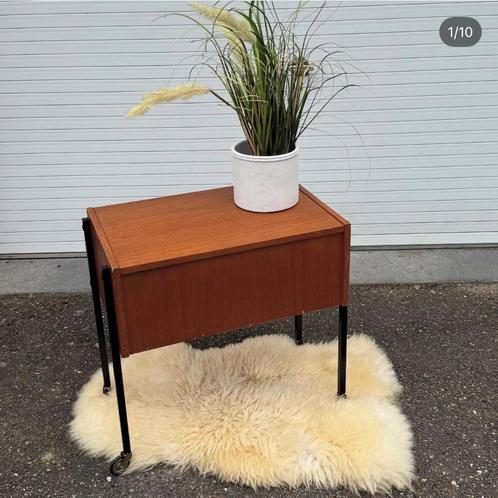 Vintage naaikastje jaren 60, Hobby en Vrije tijd, Naaien en Fournituren, Gebruikt, Ophalen of Verzenden