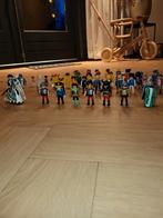 50 Playmobil poppetjes + 2 tractoren + veel accessoires, Ophalen of Verzenden, Zo goed als nieuw