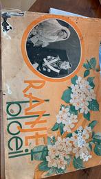 Juliana huwelijk- boekje Oranje bloei, Boeken, Ophalen of Verzenden, Gelezen