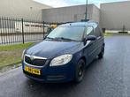 Skoda Roomster lange APK veel opties oa stoelverwarming etc, Voorwielaandrijving, Elektrische ramen, Blauw, Bedrijf