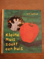 Kleine Muis zoekt een huis - Petr Horáček, Nieuw, Petr Horáček, Ophalen of Verzenden, 2 tot 3 jaar