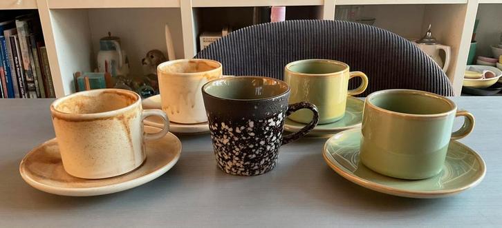 HK Living 1x mok en 4x kop en schotel; samen €30,00, Huis en Inrichting, Keuken | Servies, Nieuw, Kop(pen) en/of Schotel(s), Overige stijlen