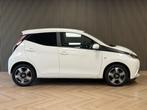 Toyota Aygo 1.0 VVT-i x-play NAP CAMERA CRUISE CONTROL APPLE, Auto's, Toyota, Voorwielaandrijving, Euro 5, Met garantie (alle)