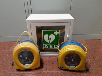 Zeer goede AED's Defibrillatoren  beschikbaar voor biedingen