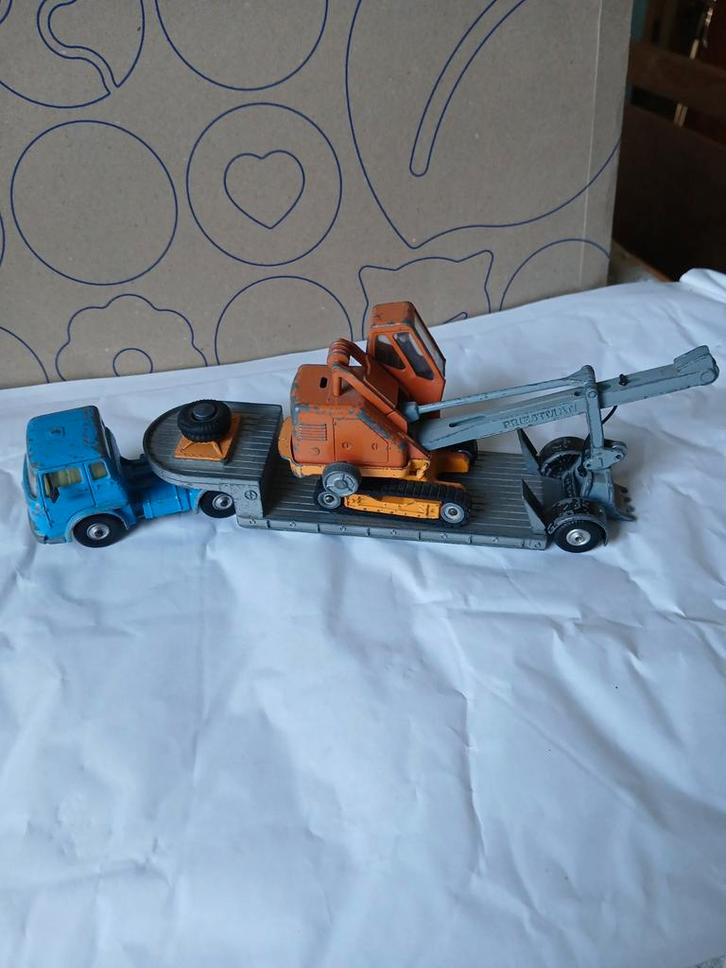 Bedford Carrimore met Priestman graafmachine.  Corgi toys, Hobby en Vrije tijd, Modelauto's | 1:43, Gebruikt, Corgi, Ophalen of Verzenden