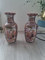 Aziatisch porselein – 2 vazen + 3 bloempotten met schotels, Ophalen of Verzenden
