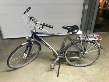 Mooie Batavus Crescendo de luxe herenfiets kleur grijs/blauw beschikbaar voor biedingen