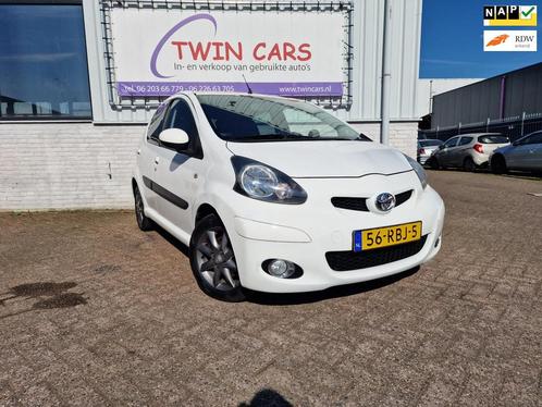 Toyota Aygo 1.0-12V Dynamic Navigator 5drs Airco, Auto's, Toyota, Te koop, Aygo, ABS, Airbags, Airconditioning, Centrale vergrendeling