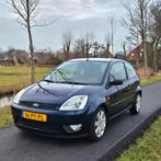 Ford Fiësta 1.3 8V 3DR 2004 Blauw, Auto's, 1299 cc, Stof, 40 €/maand, 4 cilinders