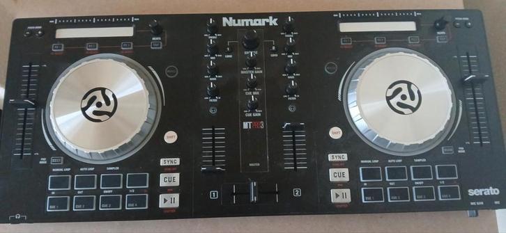 Numark Mixtrack Pro 3 DJ Controller - Topstaat!, Muziek en Instrumenten, Dj-sets en Draaitafels, Zo goed als nieuw, Numark, Ophalen of Verzenden