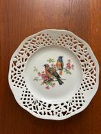 Mooi porseleinen bord met kant en vogels 19 cm, Antiek en Kunst, Antiek | Porselein, Ophalen of Verzenden