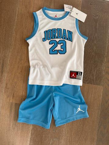 Jordan basketbal setje. Ongebruikt. Maat 110-116 beschikbaar voor biedingen