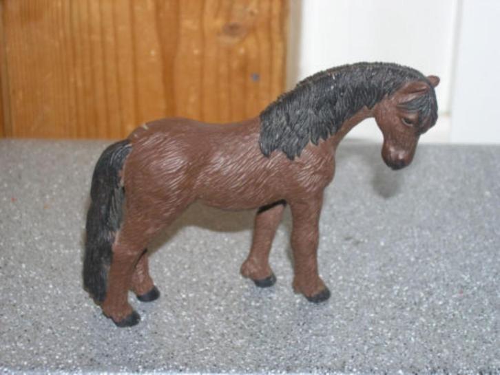 Bruin paardje dierfiguur MacDonalds, 8 cm, Verzamelen, Dierenverzamelingen, Gebruikt, Beeldje of Figuurtje, Paard, Ophalen of Verzenden