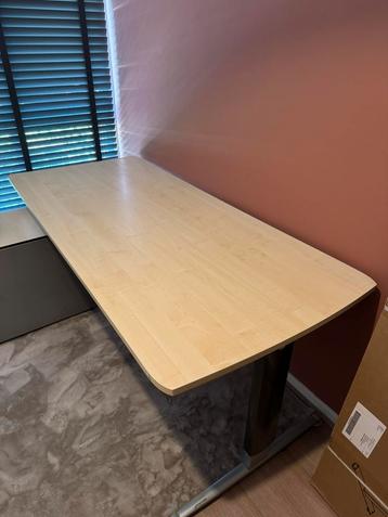 Bureau 180x80cm