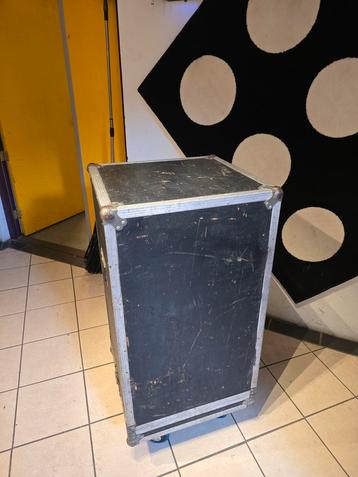 flight case beschikbaar voor biedingen