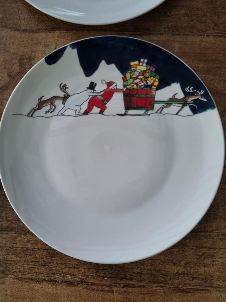 6 Nieuwe Kerst Dinerborden, Huis en Inrichting, Keuken | Servies, Nieuw, Bord(en), Overige stijlen, Aardewerk, Ophalen