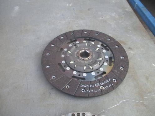 31001-05040 Toyota Auris E 15    Koppelingsset ......1600 CC, Auto-onderdelen, Transmissie en Toebehoren, Toyota, Nieuw, Ophalen of Verzenden