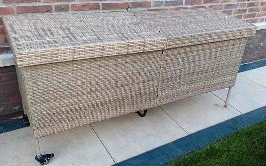 Vidaxl Kussenbox Ratan grijs - Tuinopslag, Tuin en Terras, Bergingen en Tuinkasten, Zo goed als nieuw, Containerberging, Kunststof