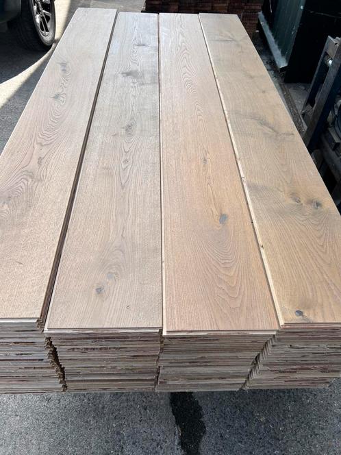 Eiken vloer 45m2 multivloer 22cm breed 1,3cm dik toplaag 4mm, Doe-het-zelf en Verbouw, Vloerdelen en Plavuizen, Gebruikt, Vloerdelen of -planken