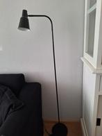 Zwarte staande lamp, Ophalen, Zo goed als nieuw, Metaal, 100 tot 150 cm
