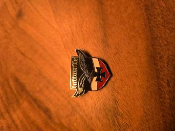 Revers speld Luftwaffe beschikbaar voor biedingen