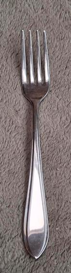 Keltum Puntfilet verzilverd kindervorkje, Antiek en Kunst, Antiek | Bestek, Ophalen of Verzenden