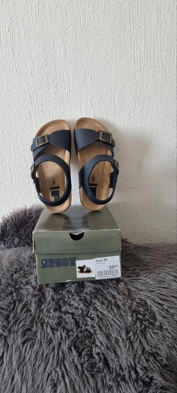 Nieuwe leren sandalen van Groot maat 30 beschikbaar voor biedingen